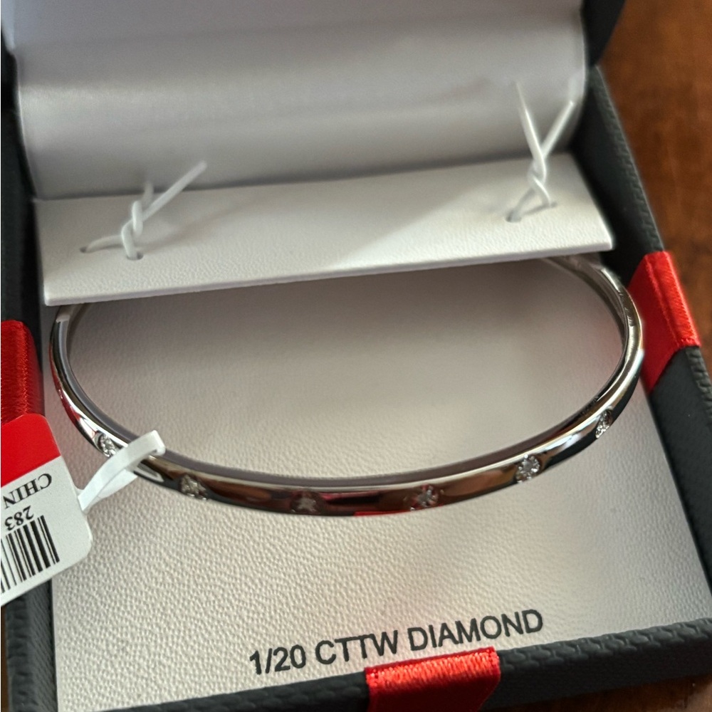 Sterling Silver Diamond Accent Bracelet